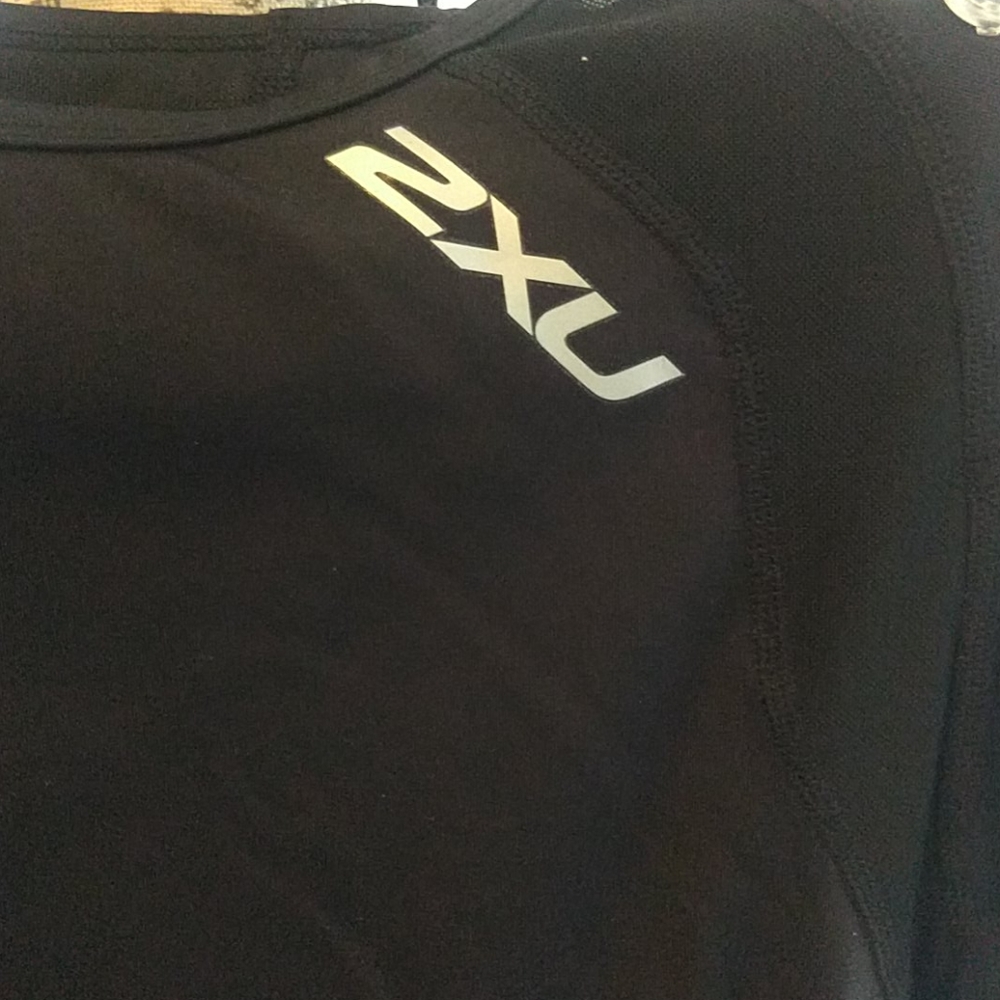 Men's 2XU Compression Top long-sleeve